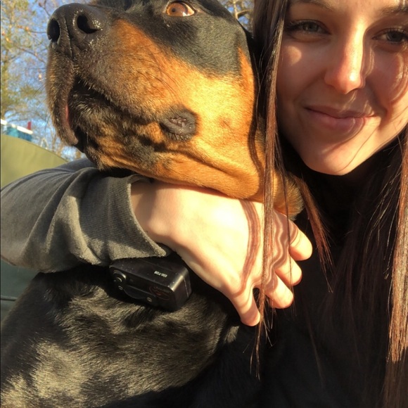 Meet your Posher, Jessica - Picture 1 of 1